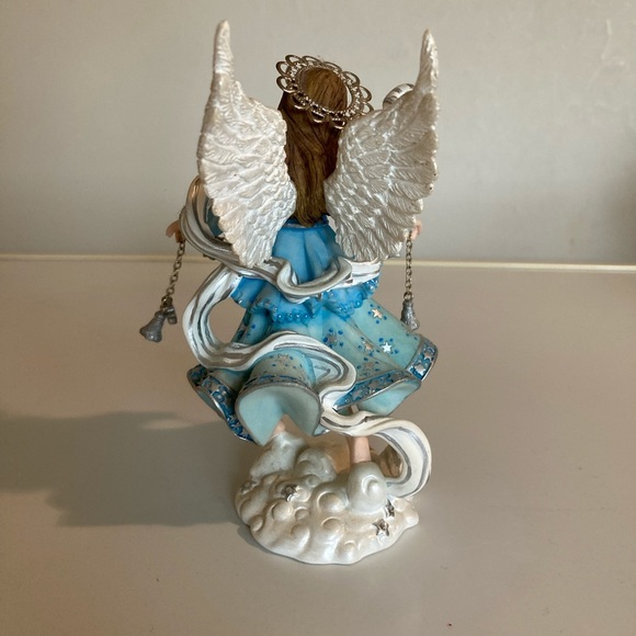 Angel decor - Picture 2 of 3